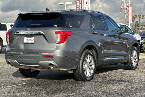 Gray Metallic 2024 Ford Explorer Limited