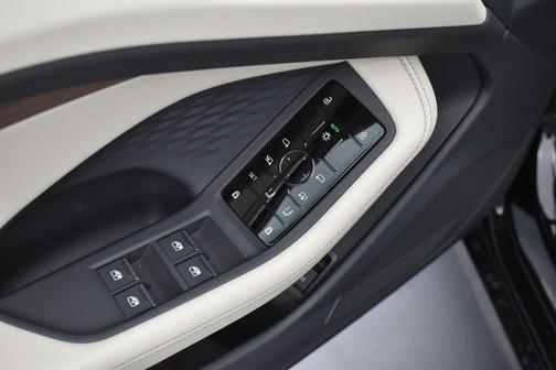 Mythos Black Metallic 2026 Audi A6 Premium quattro S tronic
