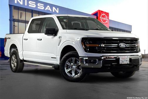 Oxford White 2025 Ford F-150 XLT