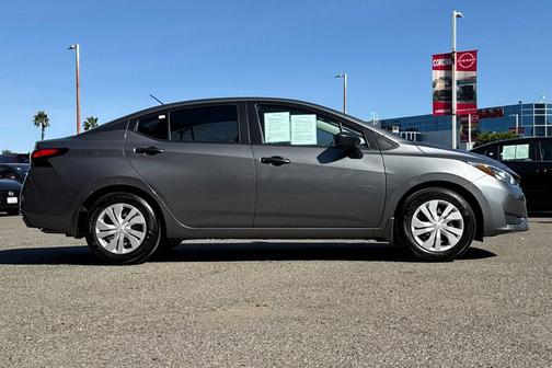 2025 Nissan Versa 1.6 S