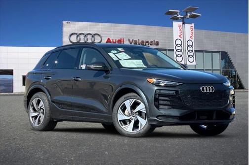 2025 Audi Q6 e-tron Premium quattro