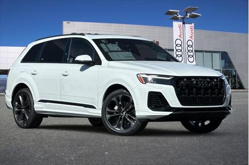 2025 Audi Q7 55 Premium Plus