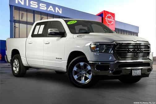 Bright White Clearcoat 2024 RAM 1500 Laramie