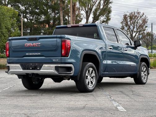 Downpour Metallic 2024 GMC Sierra 1500 SLT