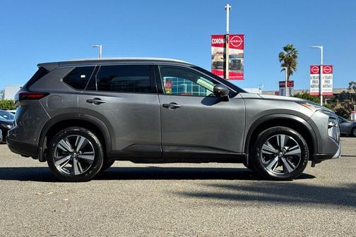 Gun Metallic 2024 Nissan Rogue SL