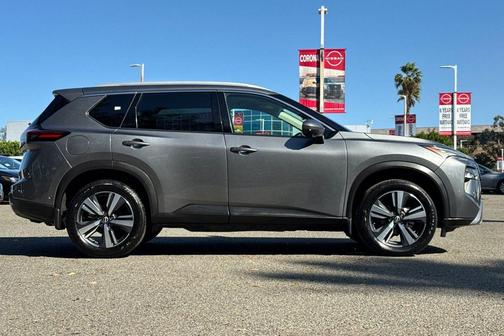 Gun Metallic 2024 Nissan Rogue SL