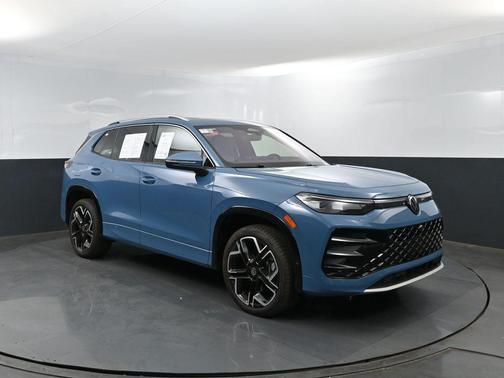 Monterey Blue Pearl 2025 Volkswagen Tiguan 2.0T SEL R-Line 4MOTION