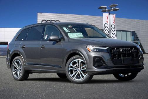 2026 Audi Q7 45 Premium