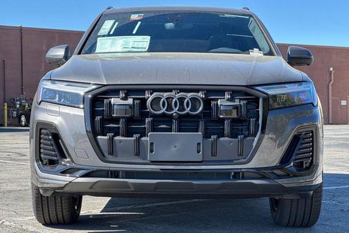 2026 Audi Q7 45 Premium