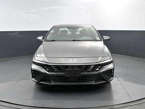 Amazon Gray 2025 Hyundai ELANTRA SEL