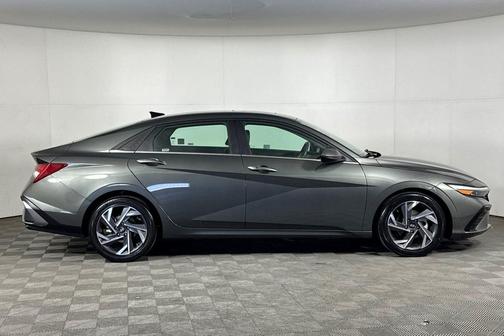 Amazon Gray 2025 Hyundai ELANTRA SEL
