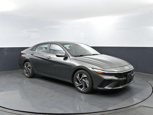 Amazon Gray 2025 Hyundai ELANTRA SEL