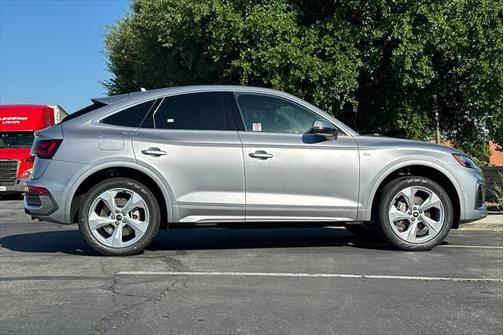 2025 Audi Q5 45 S line Premium Plus