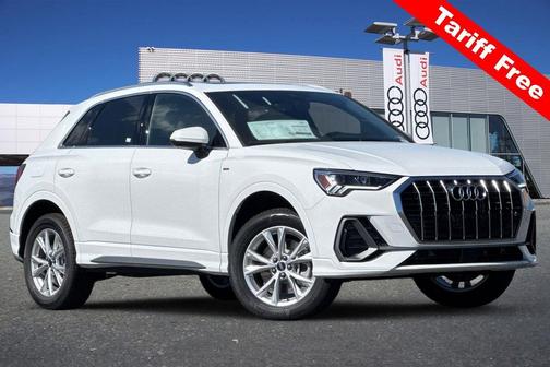2025 Audi Q3 Premium 45 TFSI S line quattro Tiptronic
