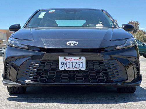 Midnight Black Metallic 2025 Toyota Camry SE