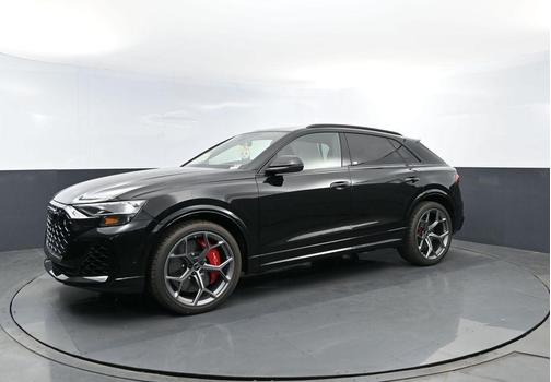 Mythos Black Metallic 2026 Audi RS Q8 4.0T