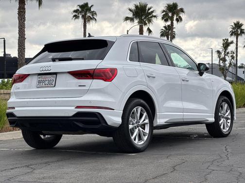White 2025 Audi Q3 Premium 45 TFSI S line quattro Tiptronic