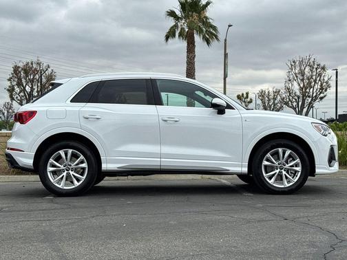 White 2025 Audi Q3 Premium 45 TFSI S line quattro Tiptronic