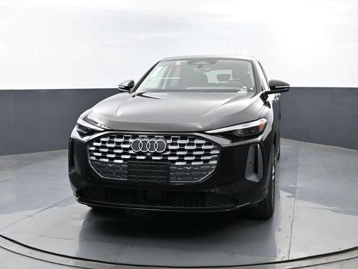 Mythos Black Metallic 2026 Audi Q5 Sportback Premium Plus TFSI quattro S tronic