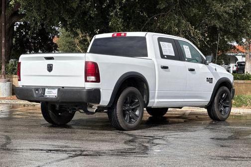 2024 RAM 1500 Classic Warlock Crew Cab 4x2 5'7' Box