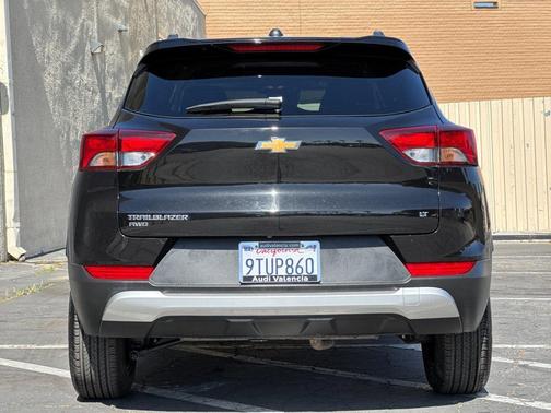 Black Metallic 2025 Chevrolet Trailblazer LT