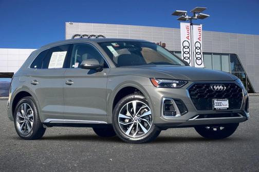 2025 Audi Q5 45 S line Premium