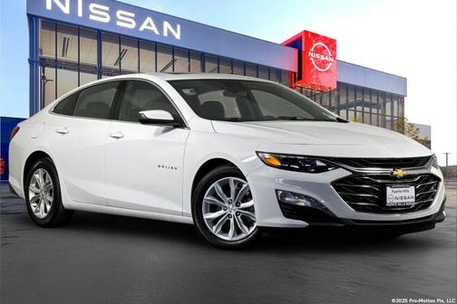 Summit White 2024 Chevrolet Malibu FWD 1LT