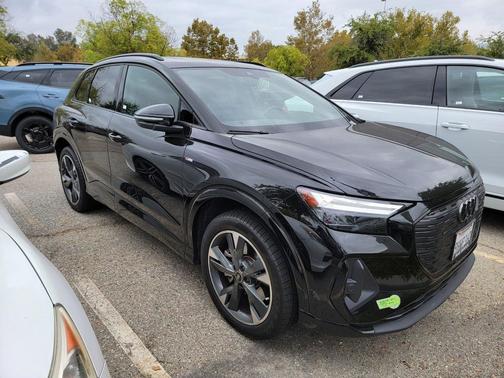 Mythos Black Metallic 2023 Audi Q4 e-tron Premium Plus 50 quattro