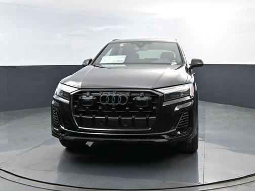 Mythos Black Metallic 2026 Audi Q7 45 Premium Plus