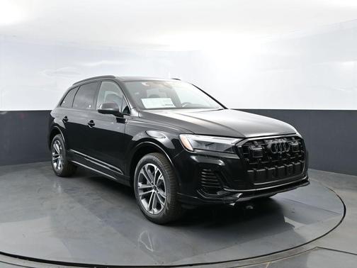 Mythos Black Metallic 2026 Audi Q7 45 Premium Plus