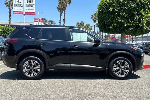 Super Black 2023 Nissan Rogue SV
