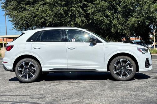 2025 Audi Q3 45 S line Premium Plus