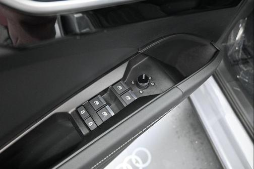 Pebble Gray 2024 Audi Q4 e-tron Sportback Prestige 55 quattro