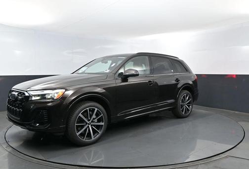 Tamarind Brown Metallic 2026 Audi Q7 45 Premium Plus