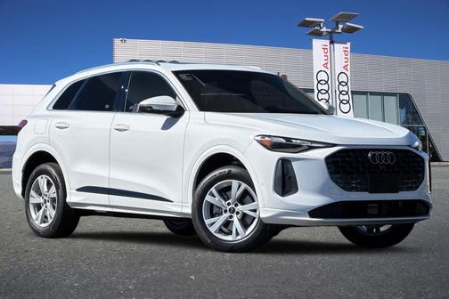 2025 Audi Q5 Premium