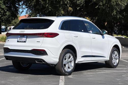 2025 Audi Q5 Premium