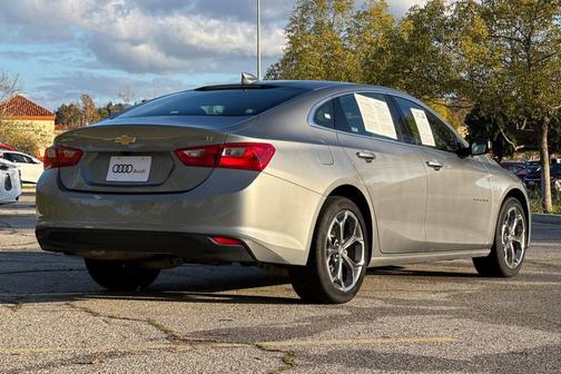 Sterling Gray Metallic 2024 Chevrolet Malibu FWD 1LT