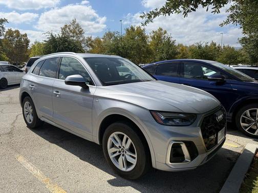 Florett Silver Metallic 2024 Audi Q5 45 S line Premium