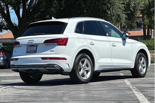 2022 Audi Q5 40 Premium