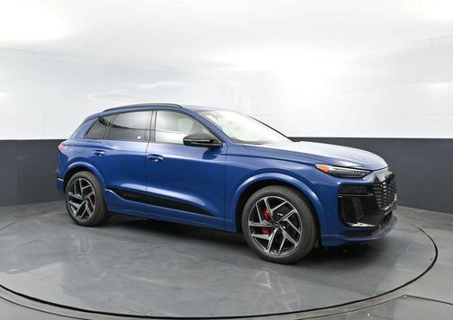 Blue 2027 Audi SQ6 e-tron Premium Plus quattro