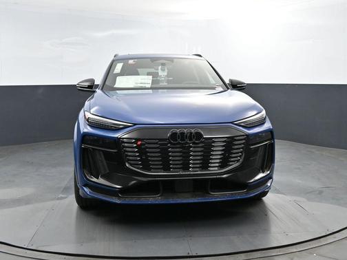 Blue 2027 Audi SQ6 e-tron Premium Plus quattro