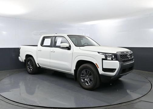 Glacier White 2025 Nissan Frontier SV