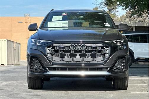2025 Audi Q8 55 Premium Plus