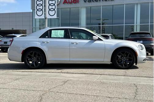 2023 Chrysler 300 S