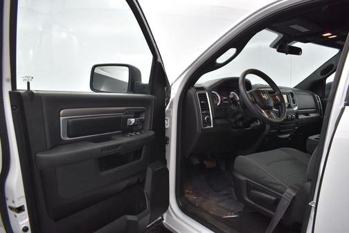 Bright White Clearcoat 2024 RAM 1500 Classic Warlock Crew Cab 4x4 5'7' Box