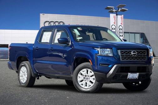 2023 Nissan Frontier SV