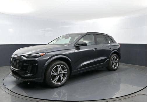 Manhattan Gray Metallic 2027 Audi Q6 e-tron Premium Plus quattro
