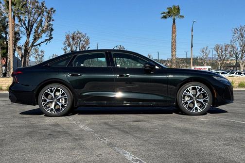 2026 Audi A6 Premium Plus quattro S tronic