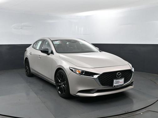Platinum Quartz Metallic 2024 Mazda Mazda3 2.5 S Select Sport