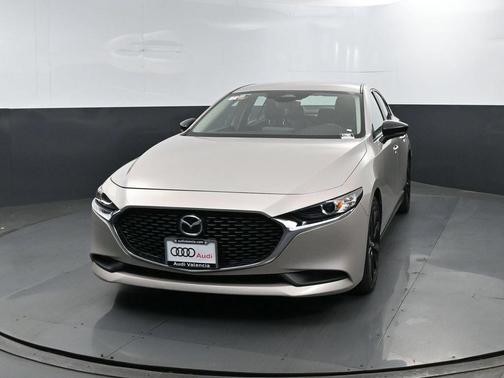 Platinum Quartz Metallic 2024 Mazda Mazda3 2.5 S Select Sport